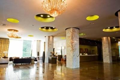 Lake Hills Bugok Resort Changnyeong Экстерьер фото